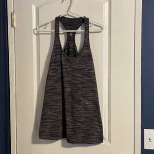 Lululemon racer back tank. Size 6 GUC